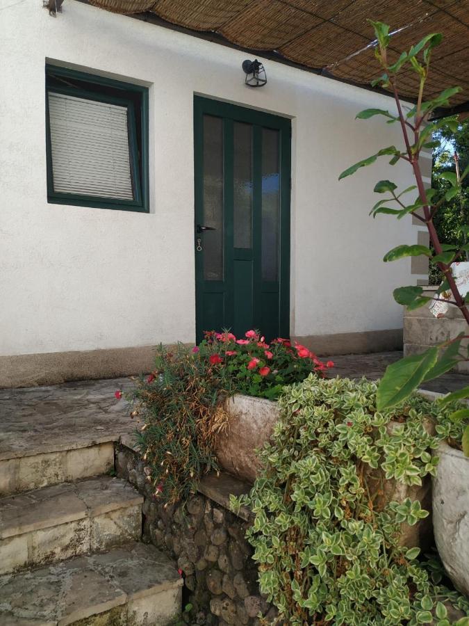 Kjara Apartments تيفات المظهر الخارجي الصورة